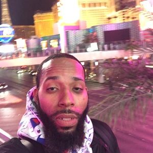 Meet your Posher, Lavelle